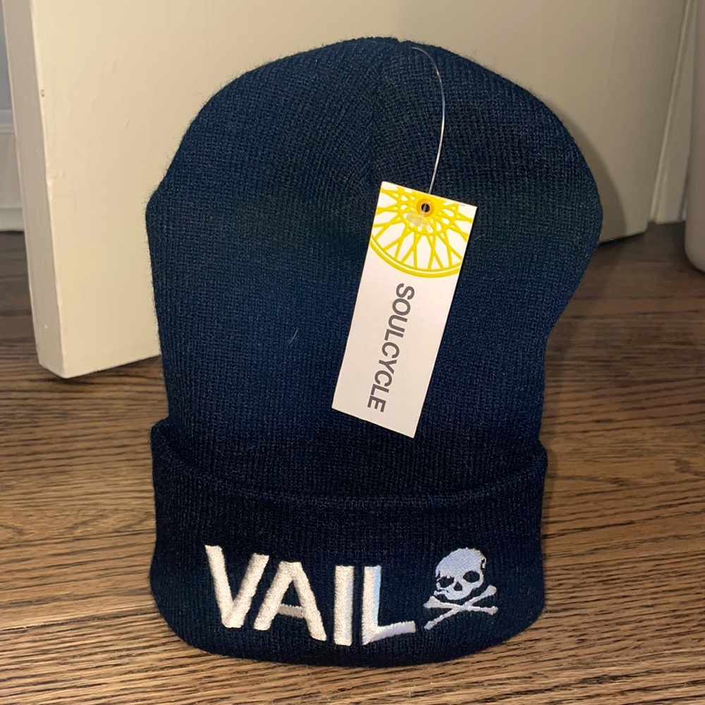 SOULCYCLE VAIL BLACK BEANIE
